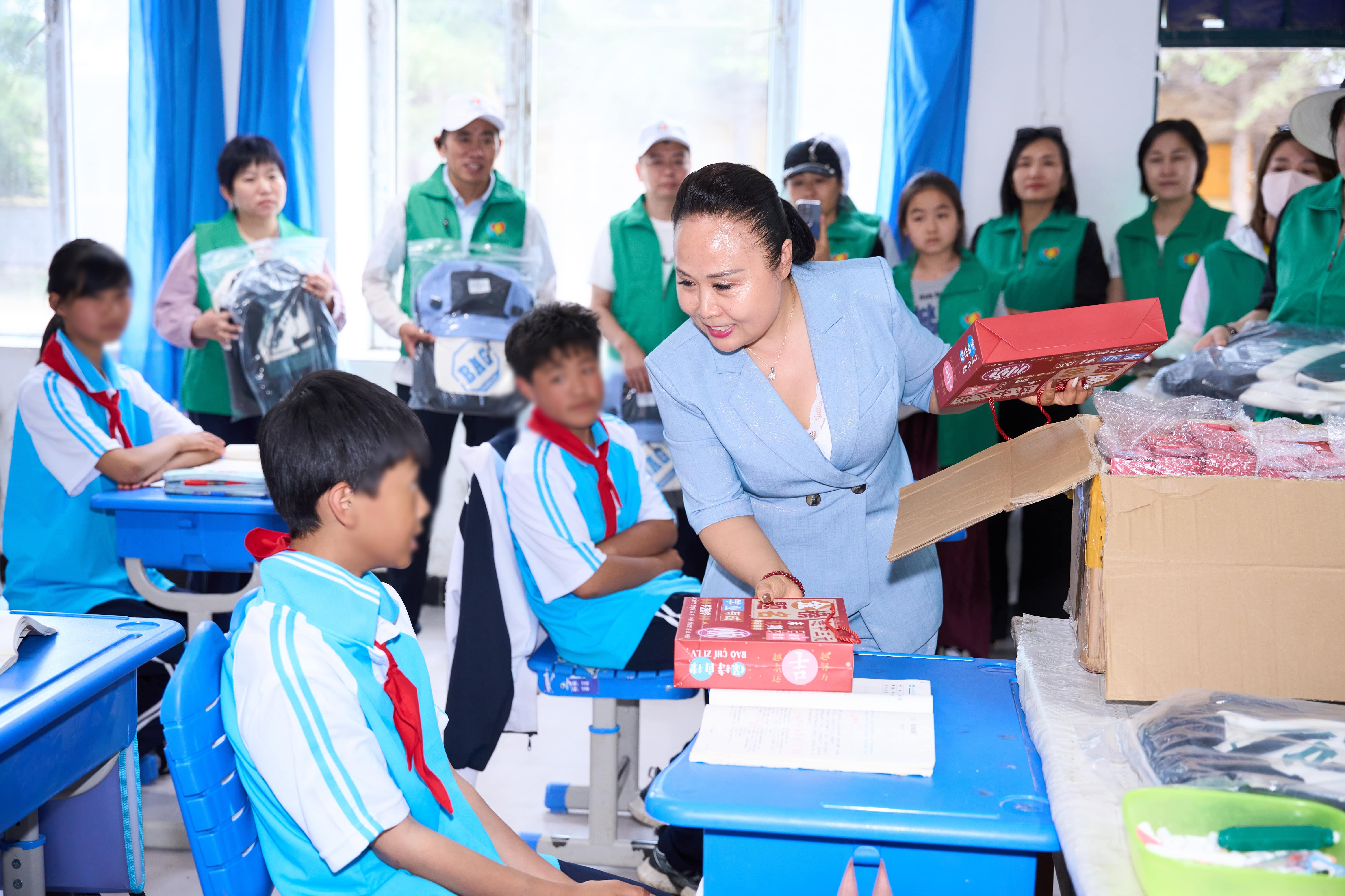 第254所 黑龙江巴彦县黑山镇民乐村xingkong（中国）官方网站侯玉霞学校